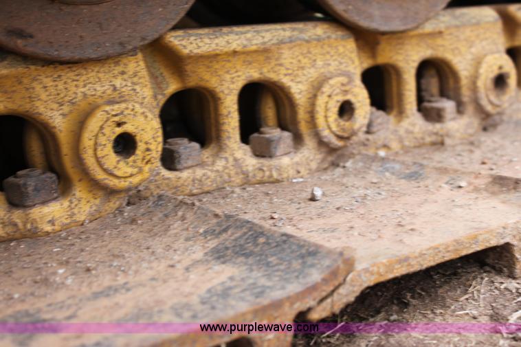 image for item F8615 1999 John Deere 850C dozer