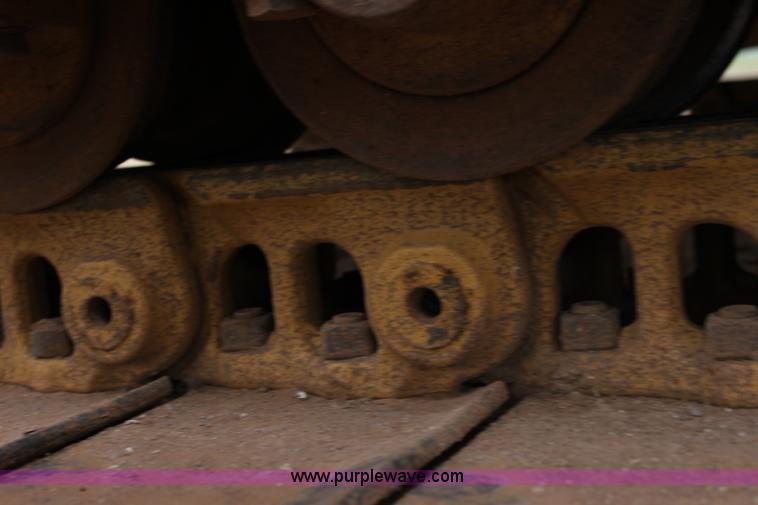 image for item F8615 1999 John Deere 850C dozer