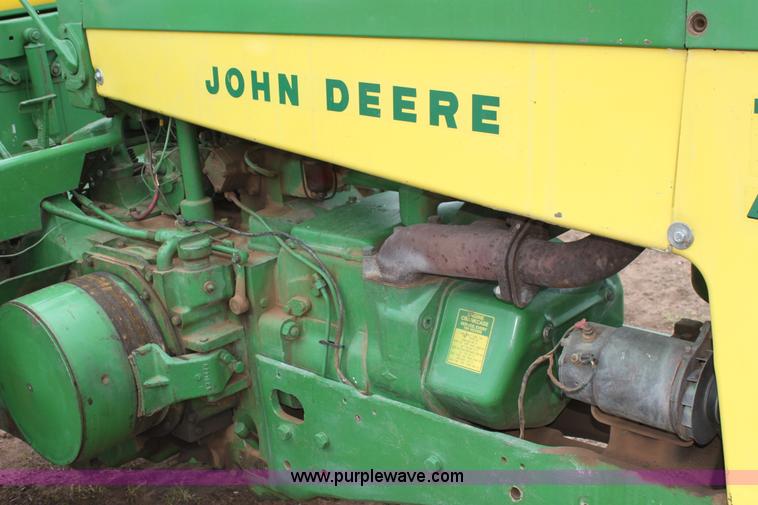 image for item F8617 John Deere 730 tractor
