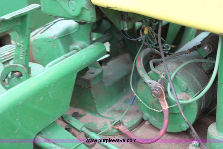 image for item F8617 John Deere 730 tractor