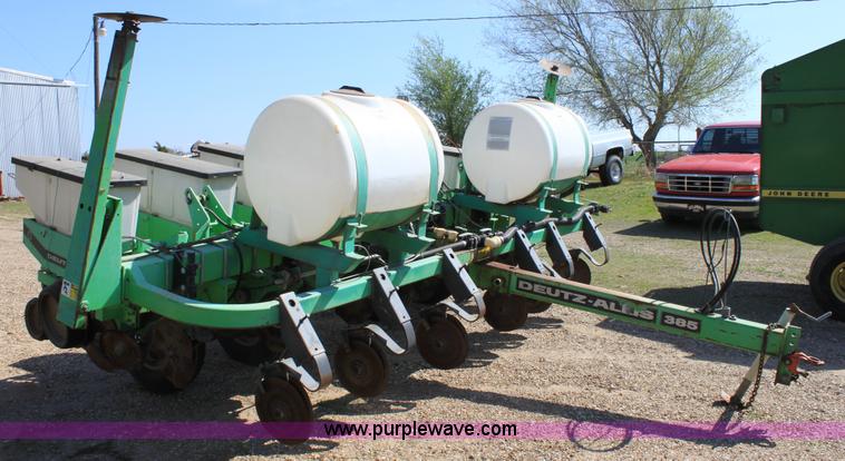 image for item F8620 Deutz Allis 385 six row planter