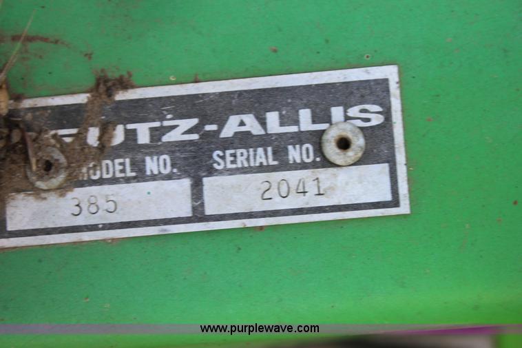 image for item F8620 Deutz Allis 385 six row planter