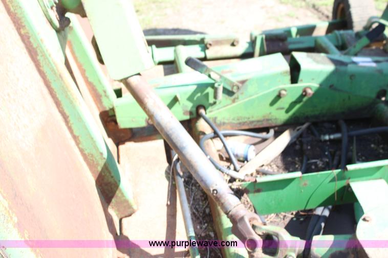 image for item F8622 John Deere 14' batwing mower