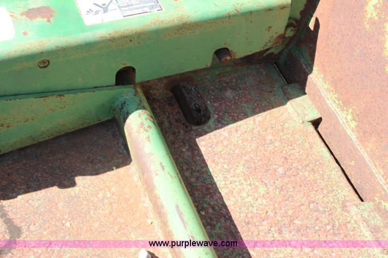 image for item F8622 John Deere 14' batwing mower