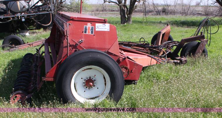 image for item F8624 (2) International drills with double hitch setup
