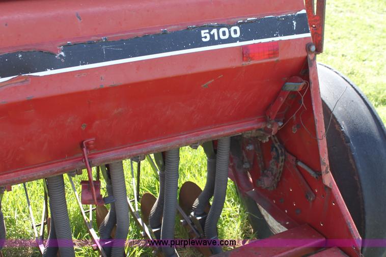 image for item F8624 (2) International drills with double hitch setup