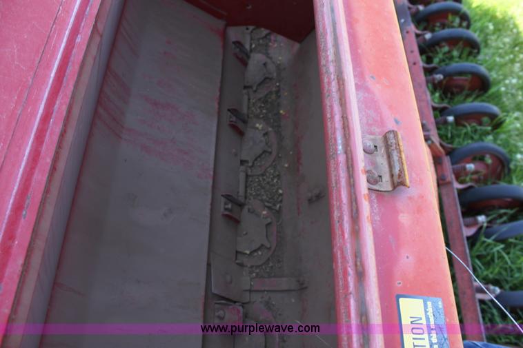 image for item F8624 (2) International drills with double hitch setup