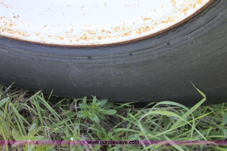 image for item F8624 (2) International drills with double hitch setup