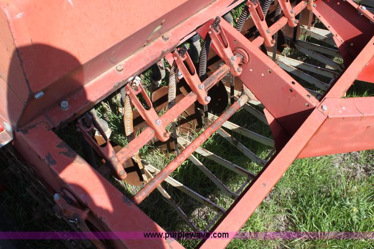 image for item F8624 (2) International drills with double hitch setup