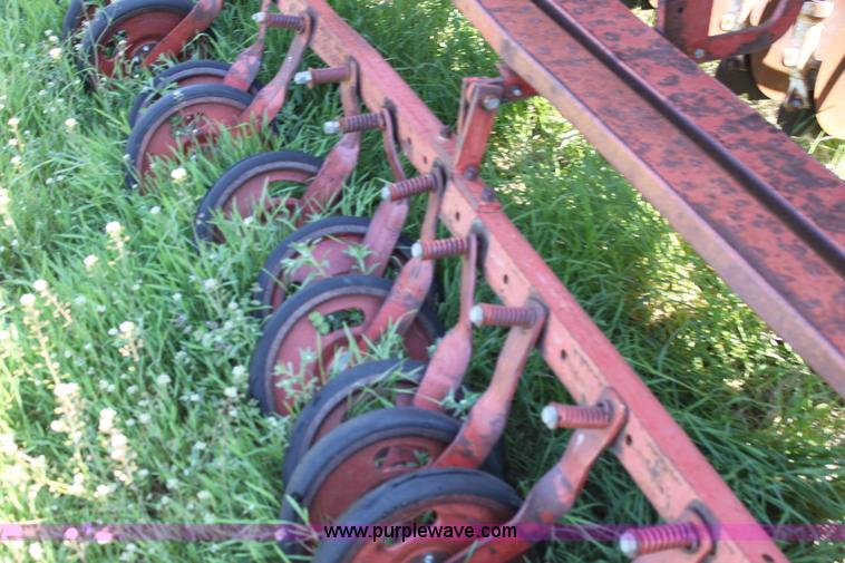 image for item F8624 (2) International drills with double hitch setup