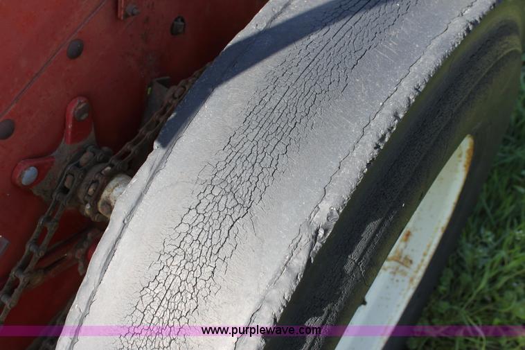 image for item F8624 (2) International drills with double hitch setup