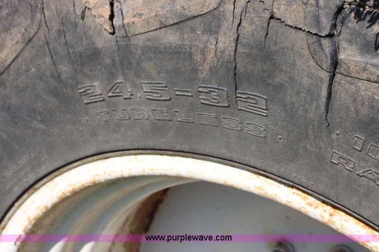 image for item F8625 1980 Case IH 1460 Axial-Flow combine