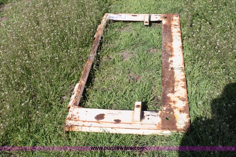 image for item F8626 Bish adapter