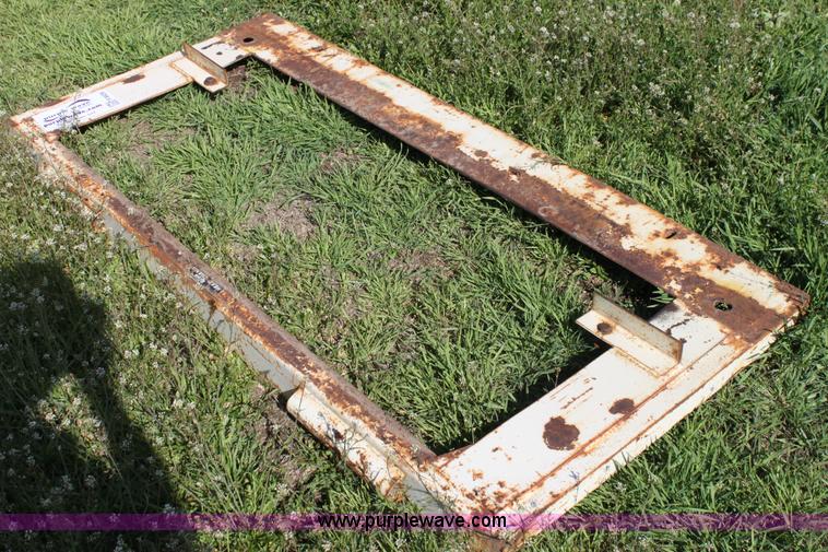 image for item F8626 Bish adapter