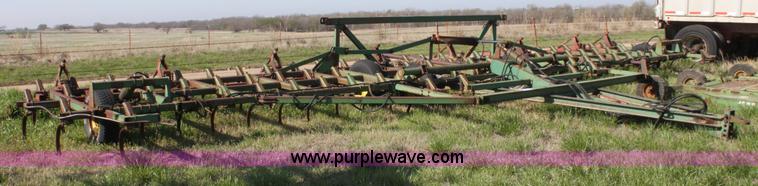 image for item F8632 John Deere 1000 field cultivator