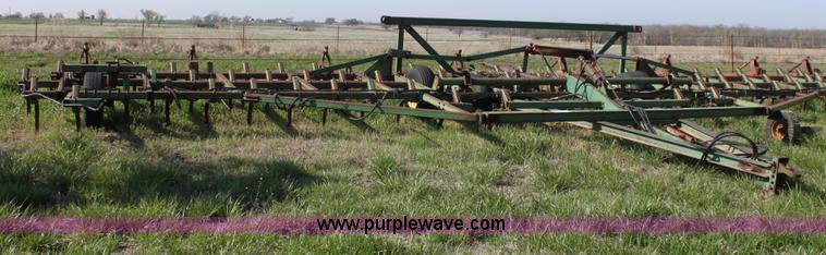 image for item F8632 John Deere 1000 field cultivator