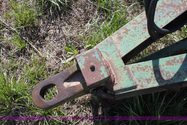 image for item F8632 John Deere 1000 field cultivator