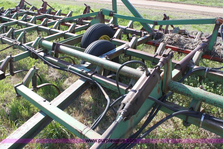 image for item F8632 John Deere 1000 field cultivator