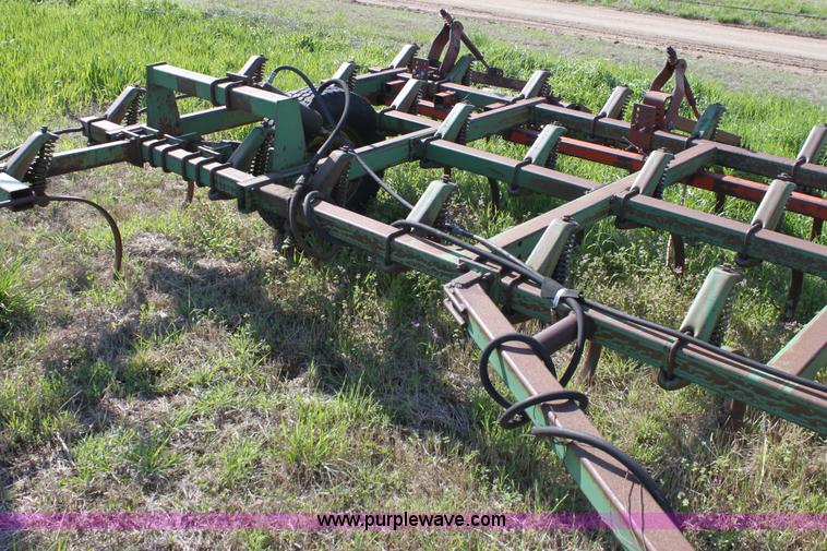 image for item F8632 John Deere 1000 field cultivator