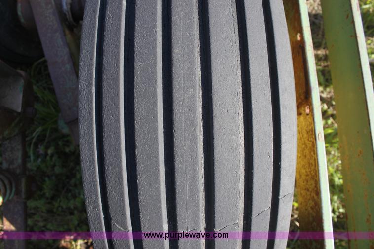 image for item F8632 John Deere 1000 field cultivator