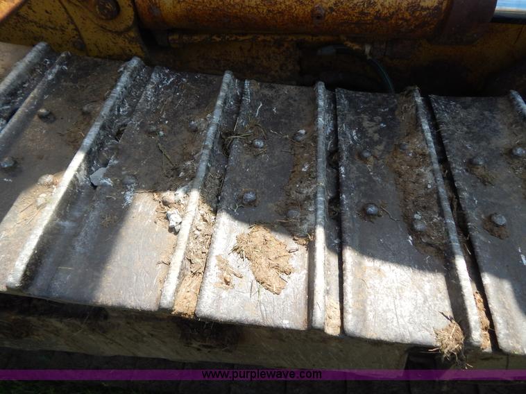 image for item G3160 1986 Caterpillar D5H dozer