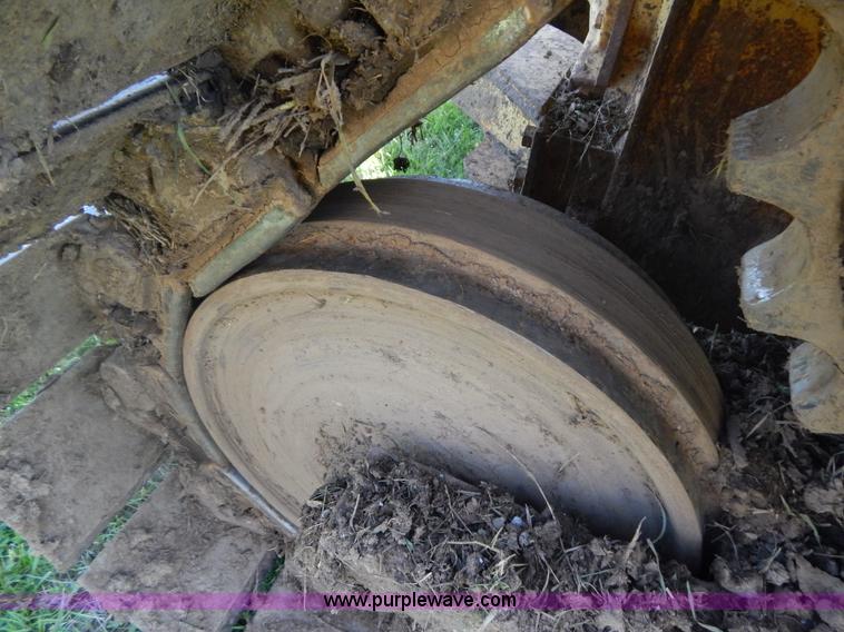 image for item G3160 1986 Caterpillar D5H dozer