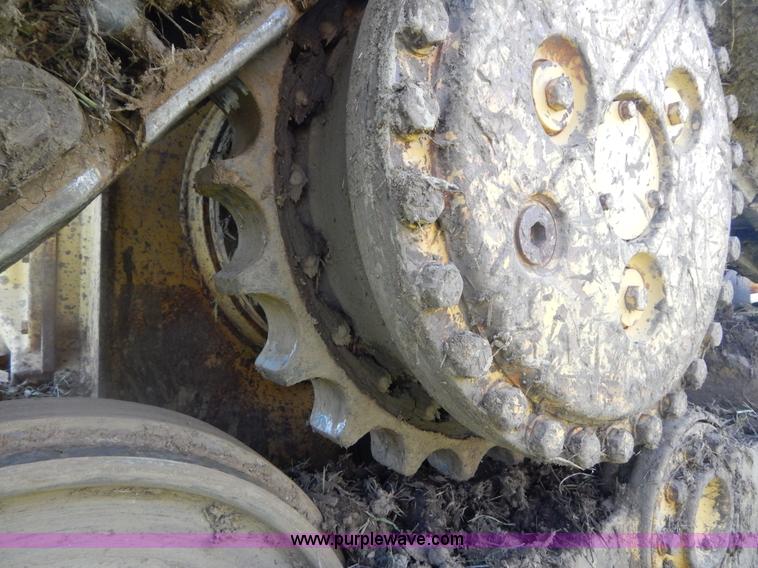 image for item G3160 1986 Caterpillar D5H dozer