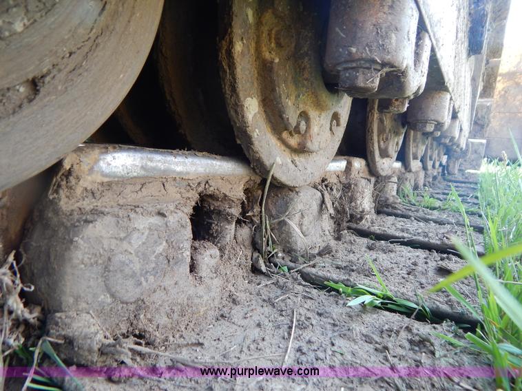 image for item G3160 1986 Caterpillar D5H dozer