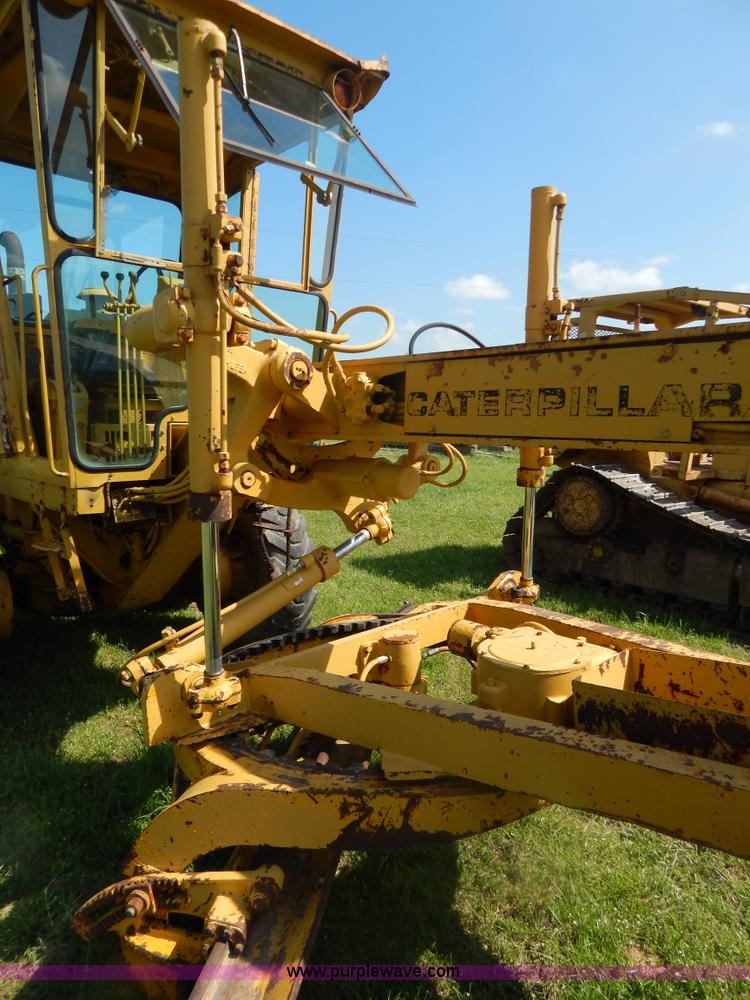 image for item G3161 1974 Caterpillar 120G motor grader