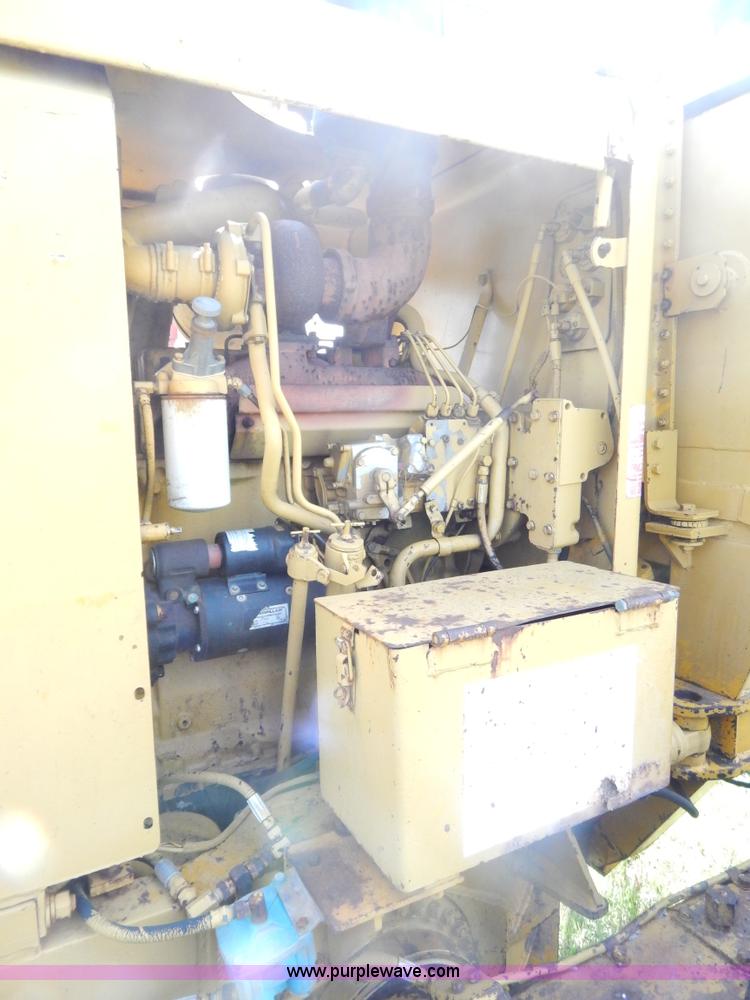 image for item G3161 1974 Caterpillar 120G motor grader