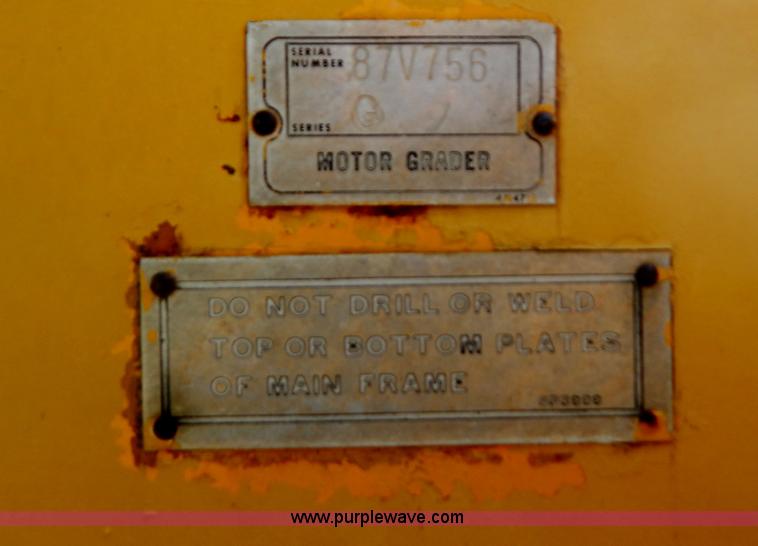 image for item G3161 1974 Caterpillar 120G motor grader