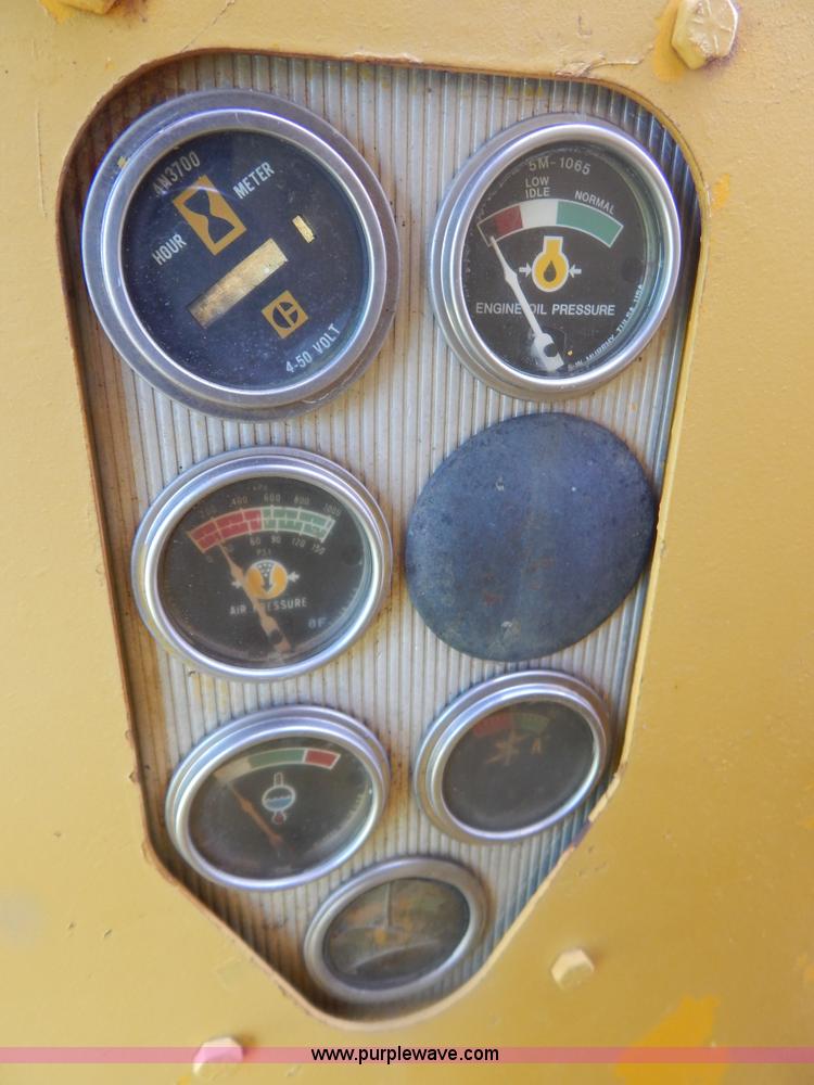 image for item G3161 1974 Caterpillar 120G motor grader