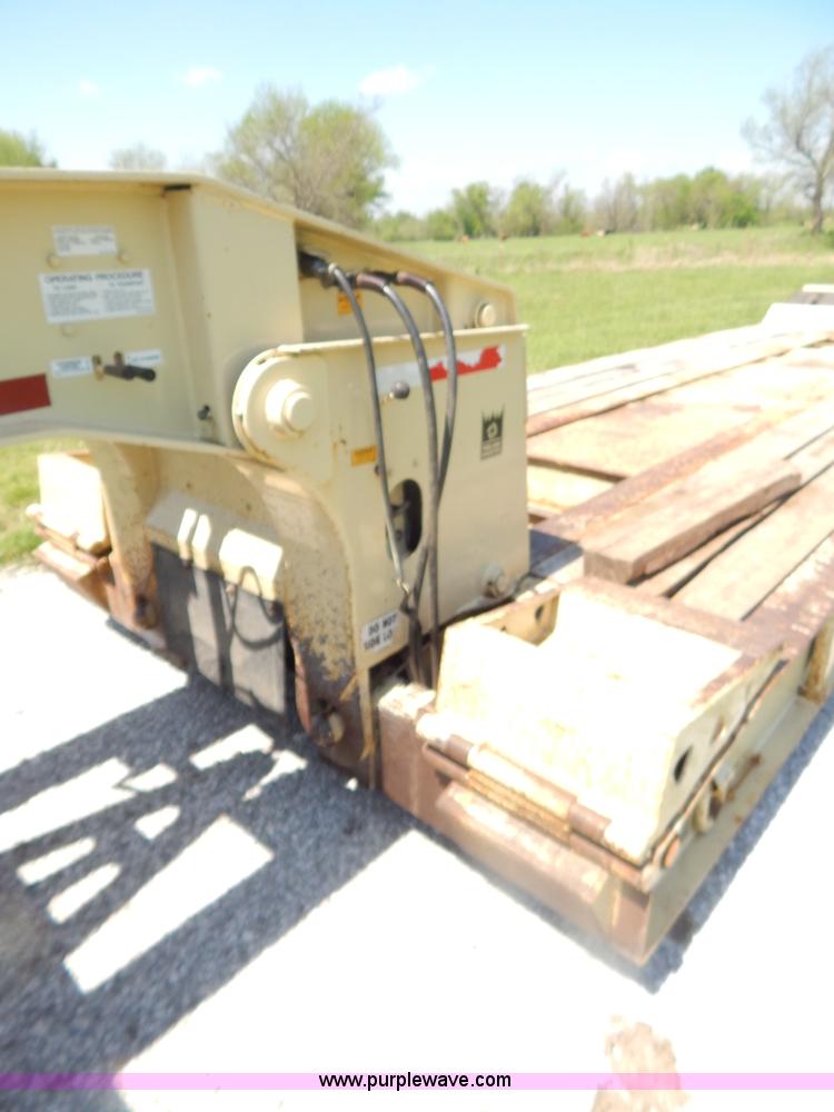 image for item G3163 1995 53' triple axle lowboy trailer