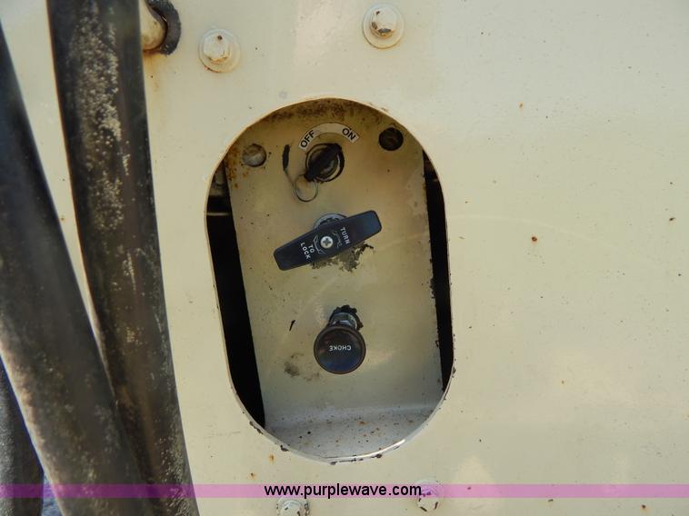 image for item G3163 1995 53' triple axle lowboy trailer