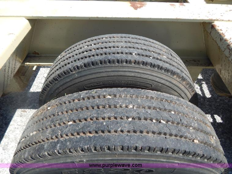 image for item G3163 1995 53' triple axle lowboy trailer