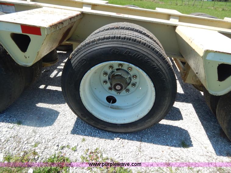 image for item G3163 1995 53' triple axle lowboy trailer