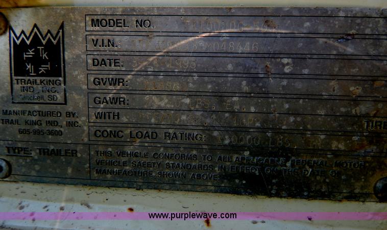 image for item G3163 1995 53' triple axle lowboy trailer