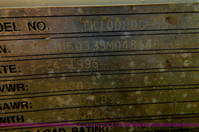 image for item G3163 1995 53' triple axle lowboy trailer