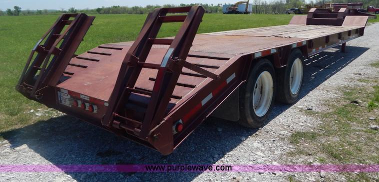 image for item G3164 1997 Atoka tandem axle drop deck trailer