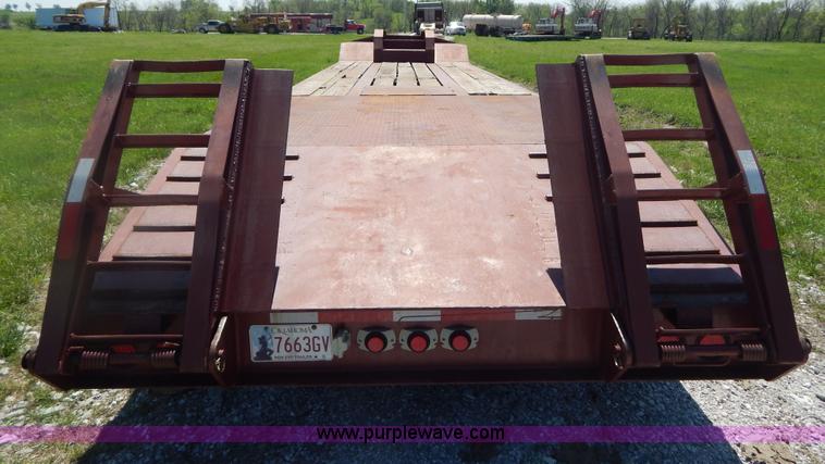 image for item G3164 1997 Atoka tandem axle drop deck trailer