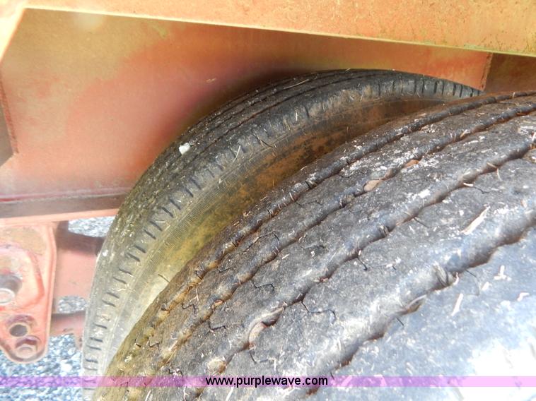 image for item G3164 1997 Atoka tandem axle drop deck trailer