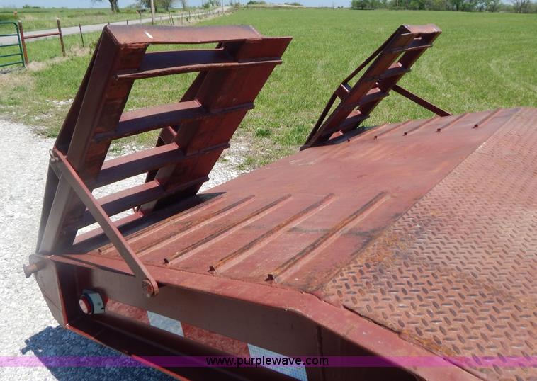 image for item G3164 1997 Atoka tandem axle drop deck trailer