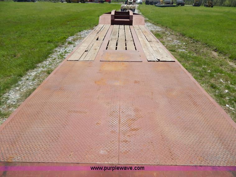 image for item G3164 1997 Atoka tandem axle drop deck trailer