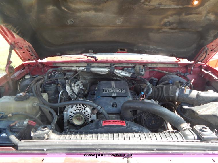 image for item G3165 1997 Ford F350 XL flatbed truck