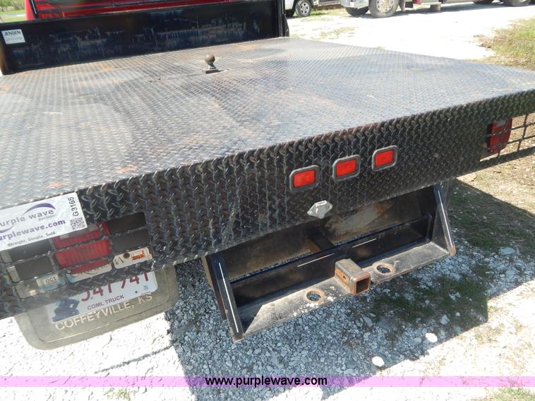 image for item G3165 1997 Ford F350 XL flatbed truck