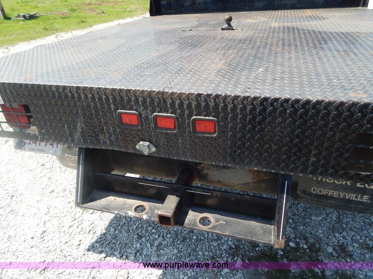 image for item G3165 1997 Ford F350 XL flatbed truck