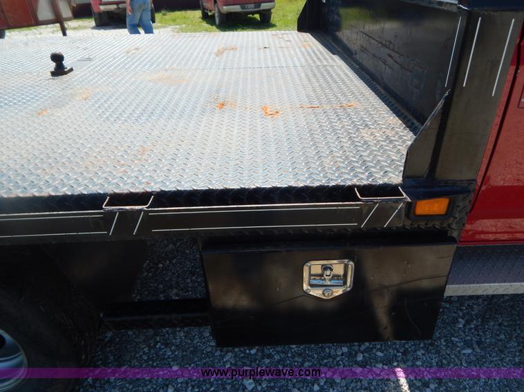 image for item G3165 1997 Ford F350 XL flatbed truck