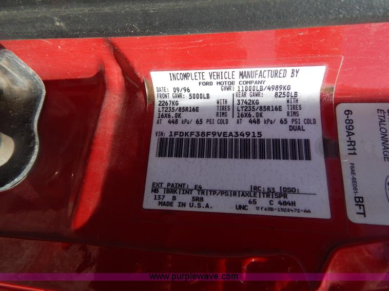 image for item G3165 1997 Ford F350 XL flatbed truck