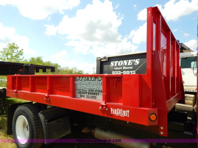 image for item G3166 1997 Ford A9513 AeroMax 113 dump truck