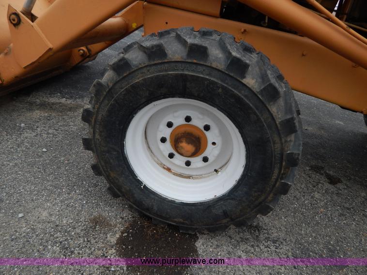 image for item G3167 Case 580C backhoe